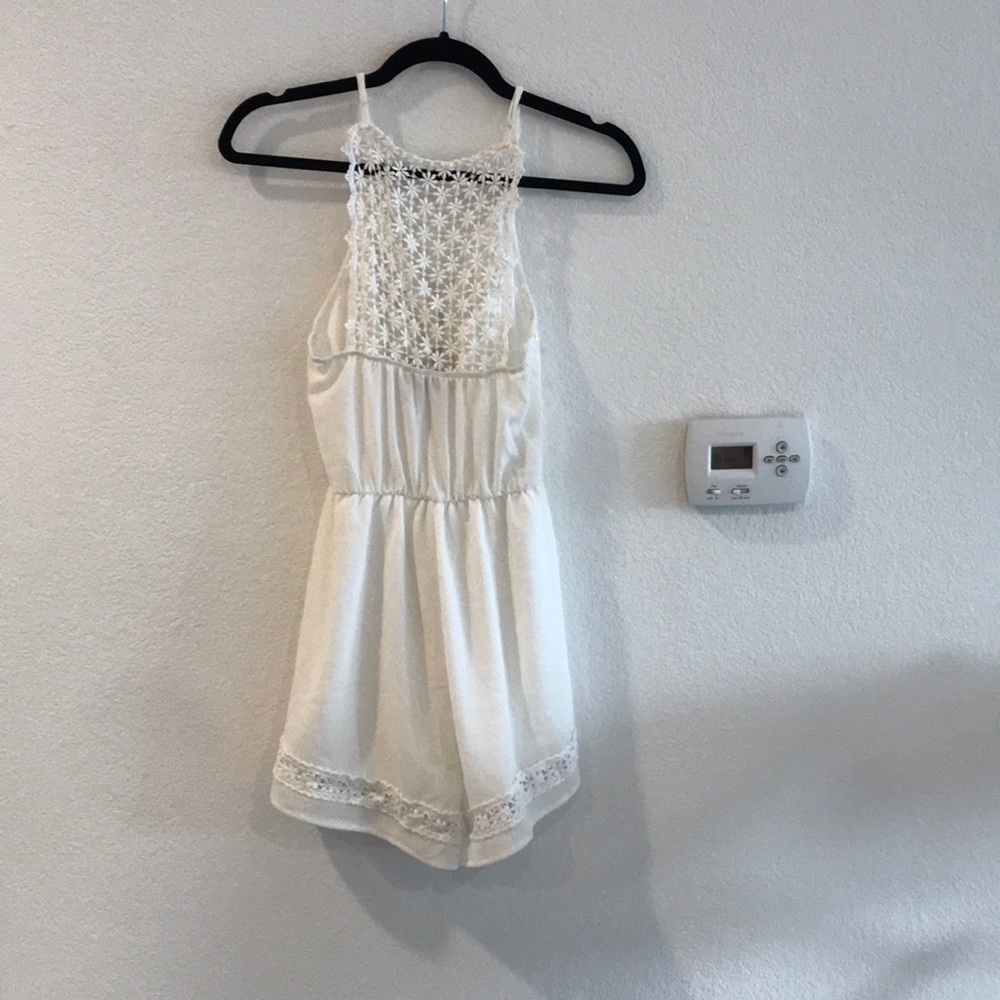 lulu’s romper - Picture 2 of 2